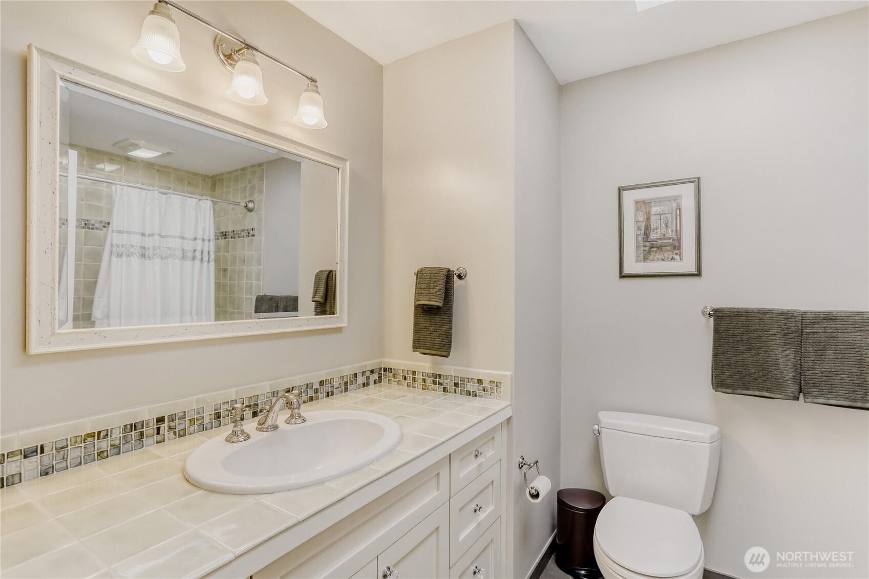 2008 121st Avenue SE, Bellevue, WA 98005