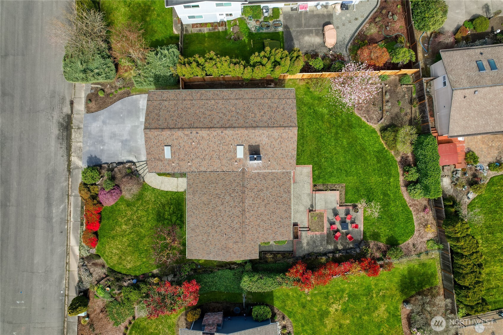 2008 121st Avenue SE, Bellevue, WA 98005