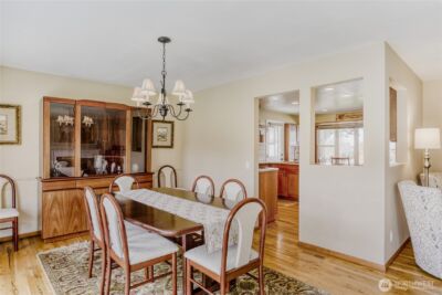 2008 121st Avenue SE, Bellevue, WA 98005 - Photo 6