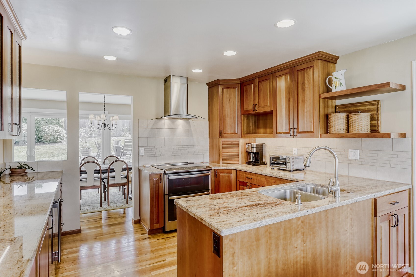 2008 121st Avenue SE, Bellevue, WA 98005