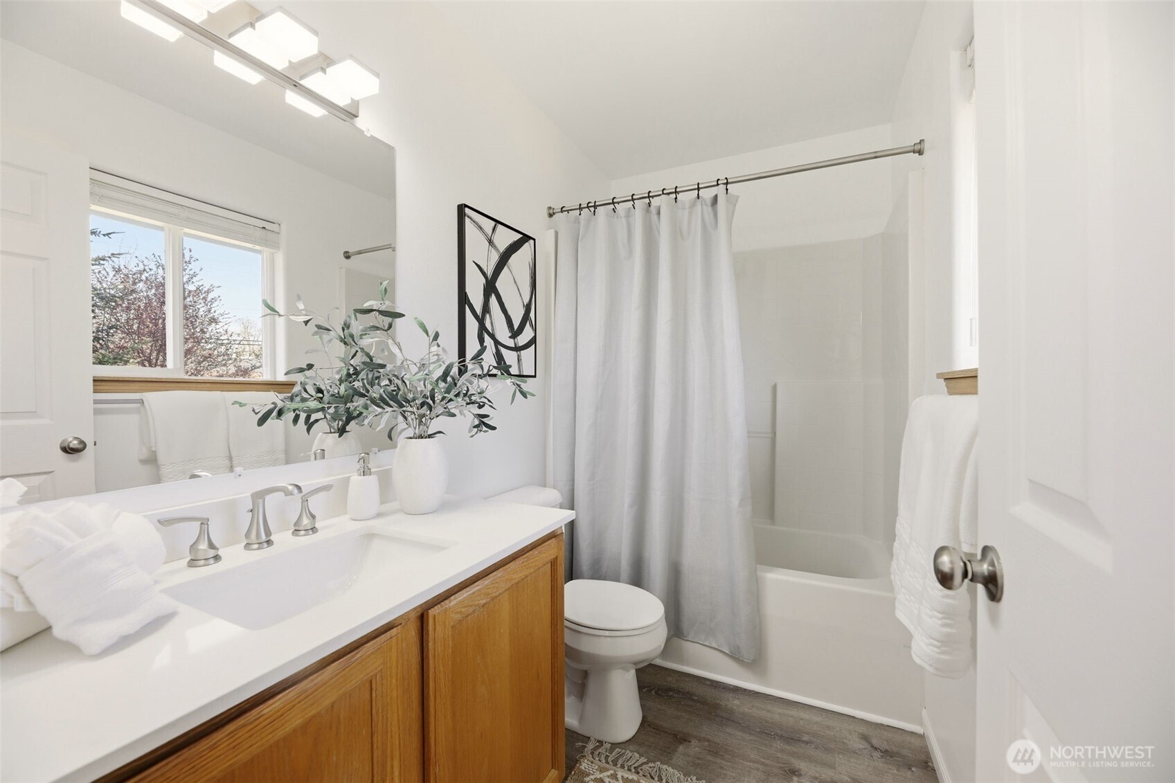 13718 36th Place W, Lynnwood, WA 98087