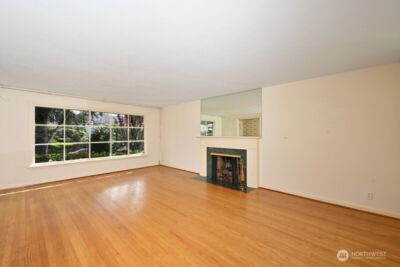 3227 Magnolia Boulevard W, Seattle, WA 98199 - Photo 11
