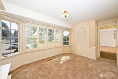 3227 Magnolia Boulevard W, Seattle, WA 98199 - Photo 22