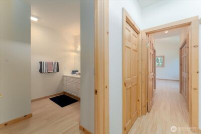 1606 S Lakeshore Road , Chelan, WA 98816 - Photo 15