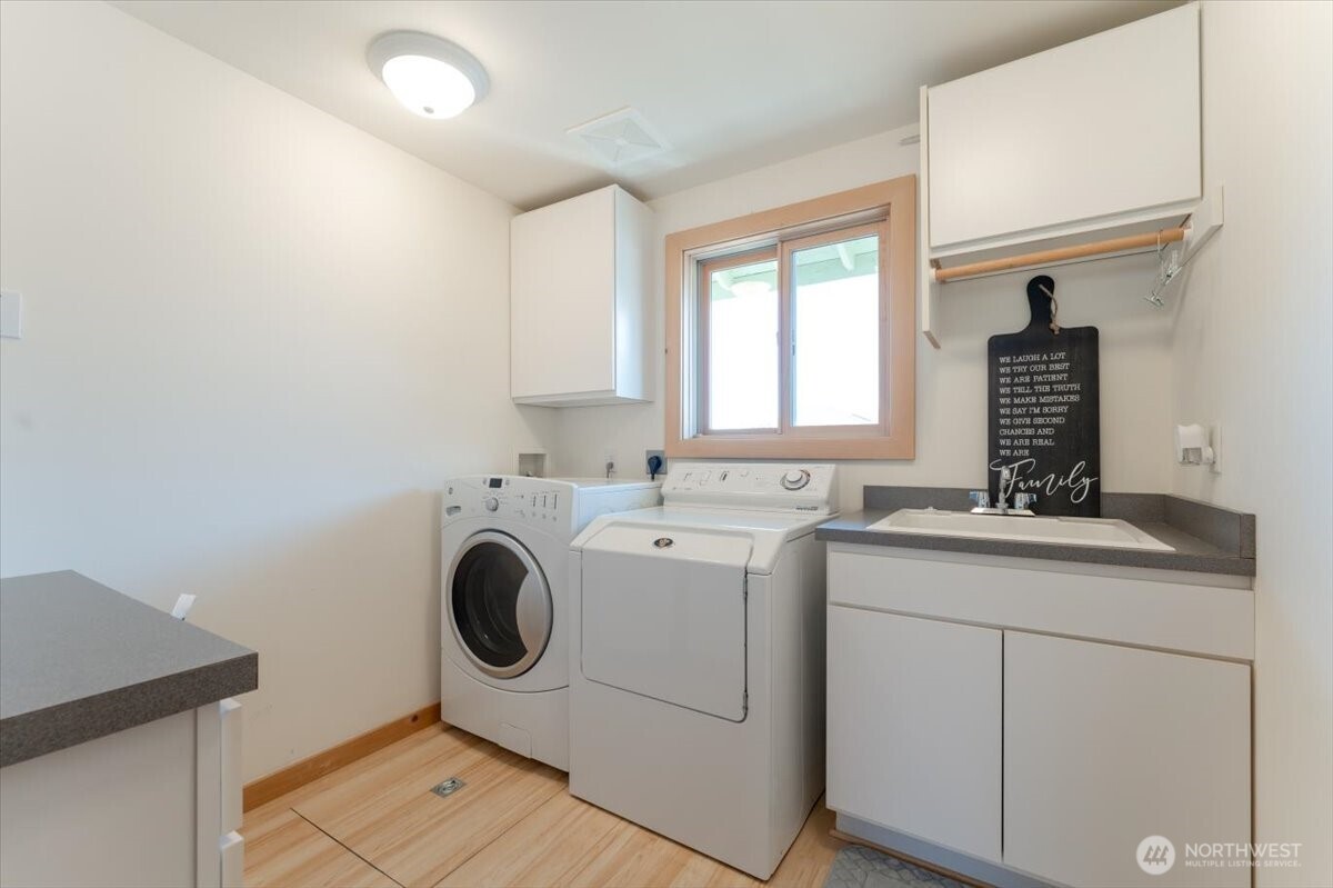 1606 S Lakeshore Road , Chelan, WA 98816