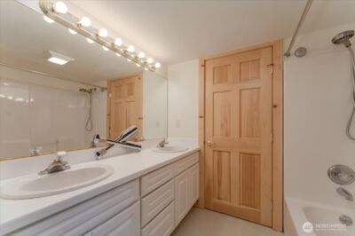 1606 S Lakeshore Road , Chelan, WA 98816 - Photo 29