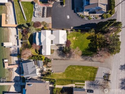 1606 S Lakeshore Road , Chelan, WA 98816 - Photo 6