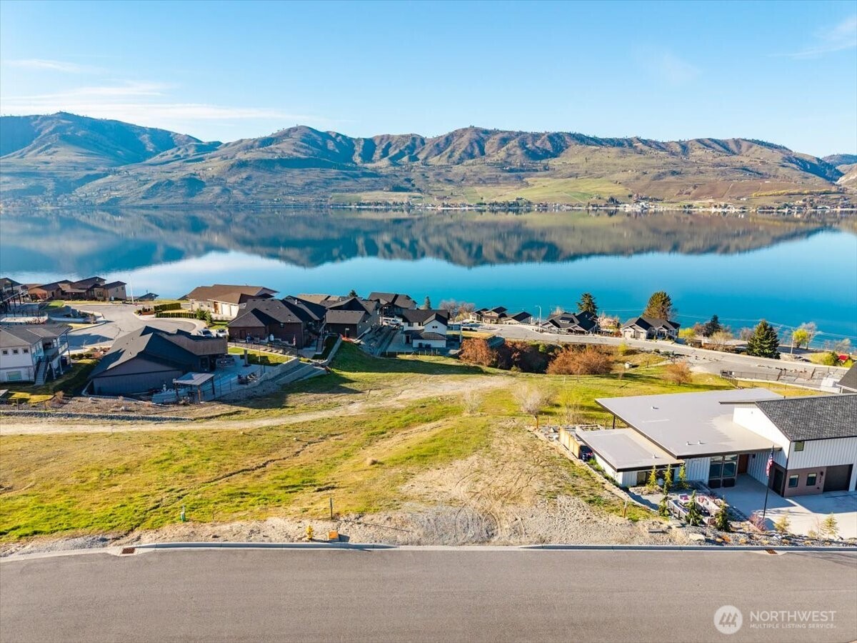 256 Apple Avenue , Chelan, WA 98816
