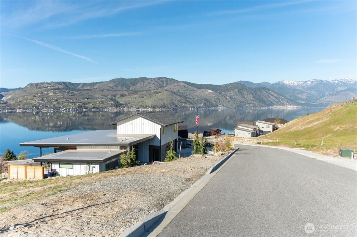 256 Apple Avenue , Chelan, WA 98816