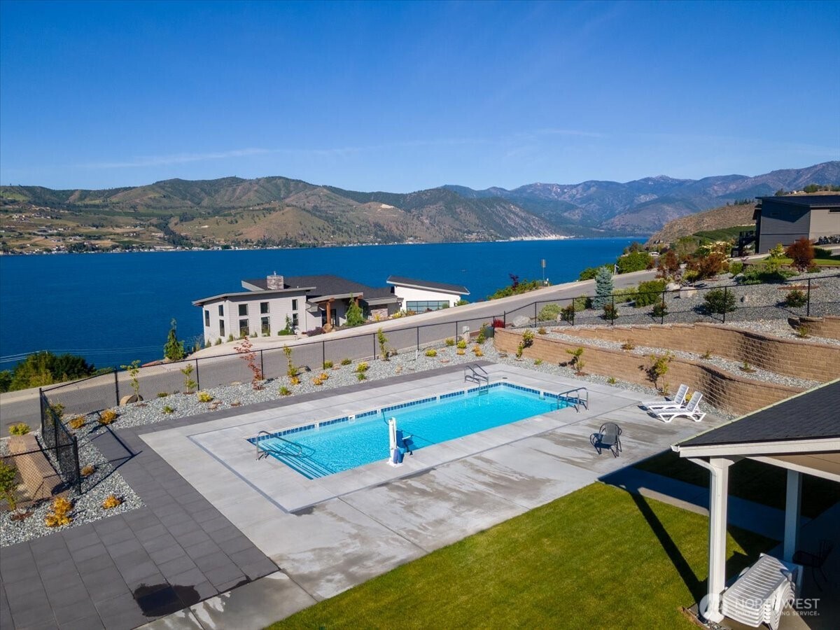 256 Apple Avenue , Chelan, WA 98816