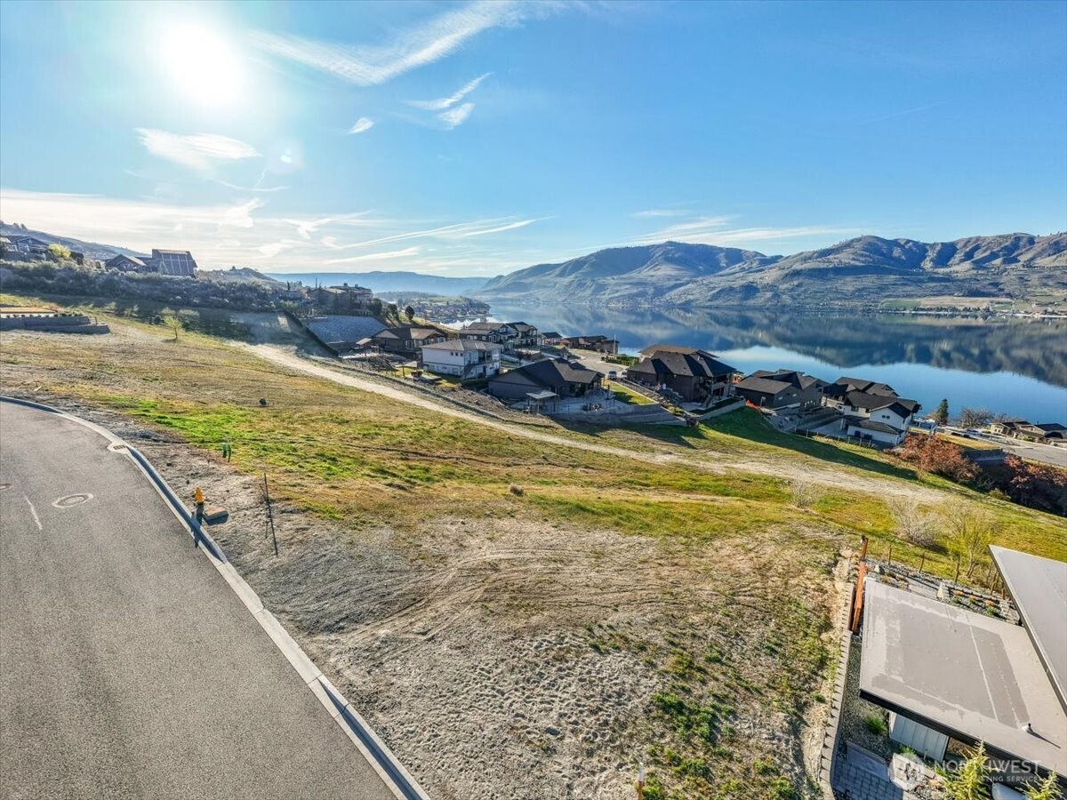 256 Apple Avenue , Chelan, WA 98816