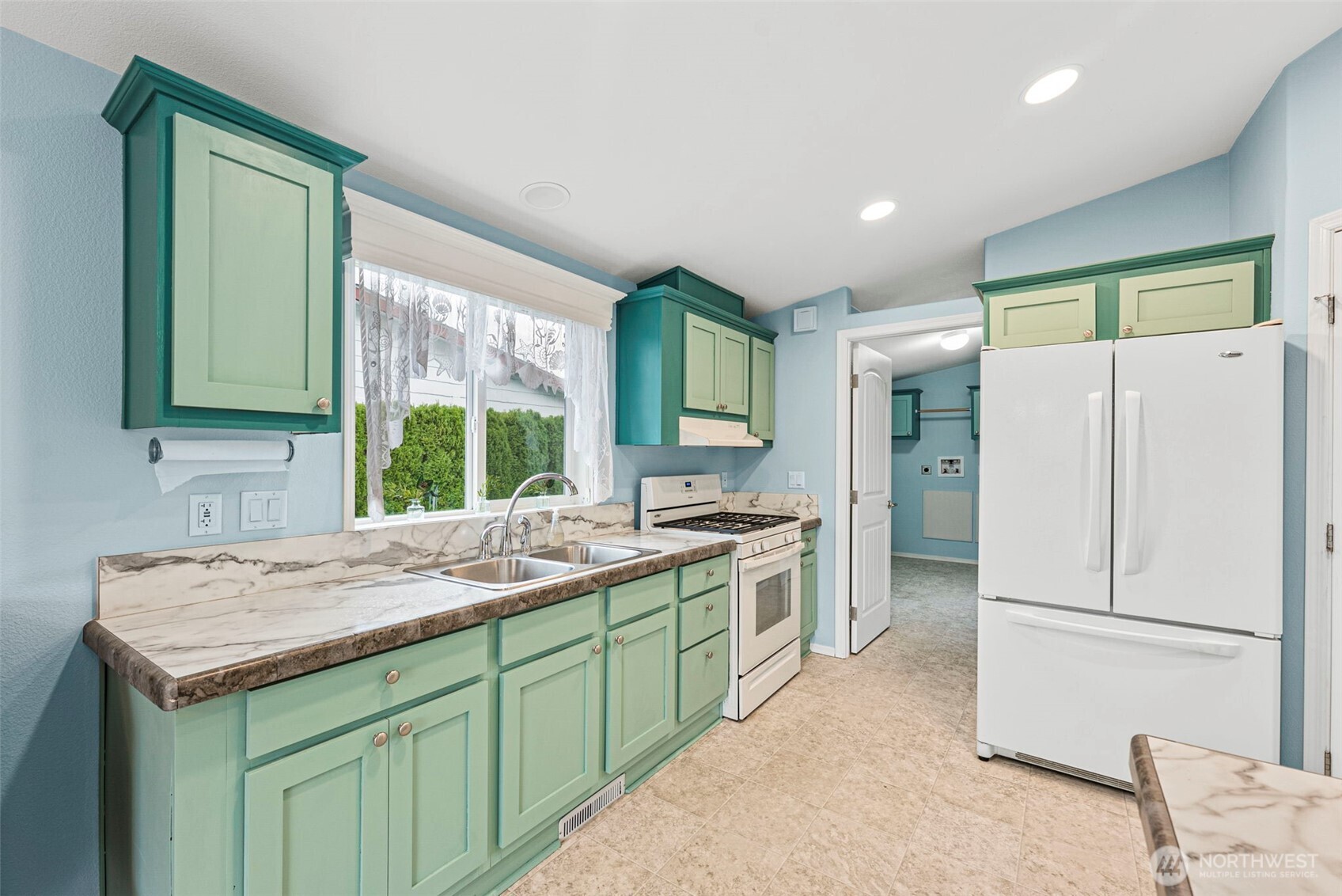 2322 44th Lane SW, Tumwater, WA 98512