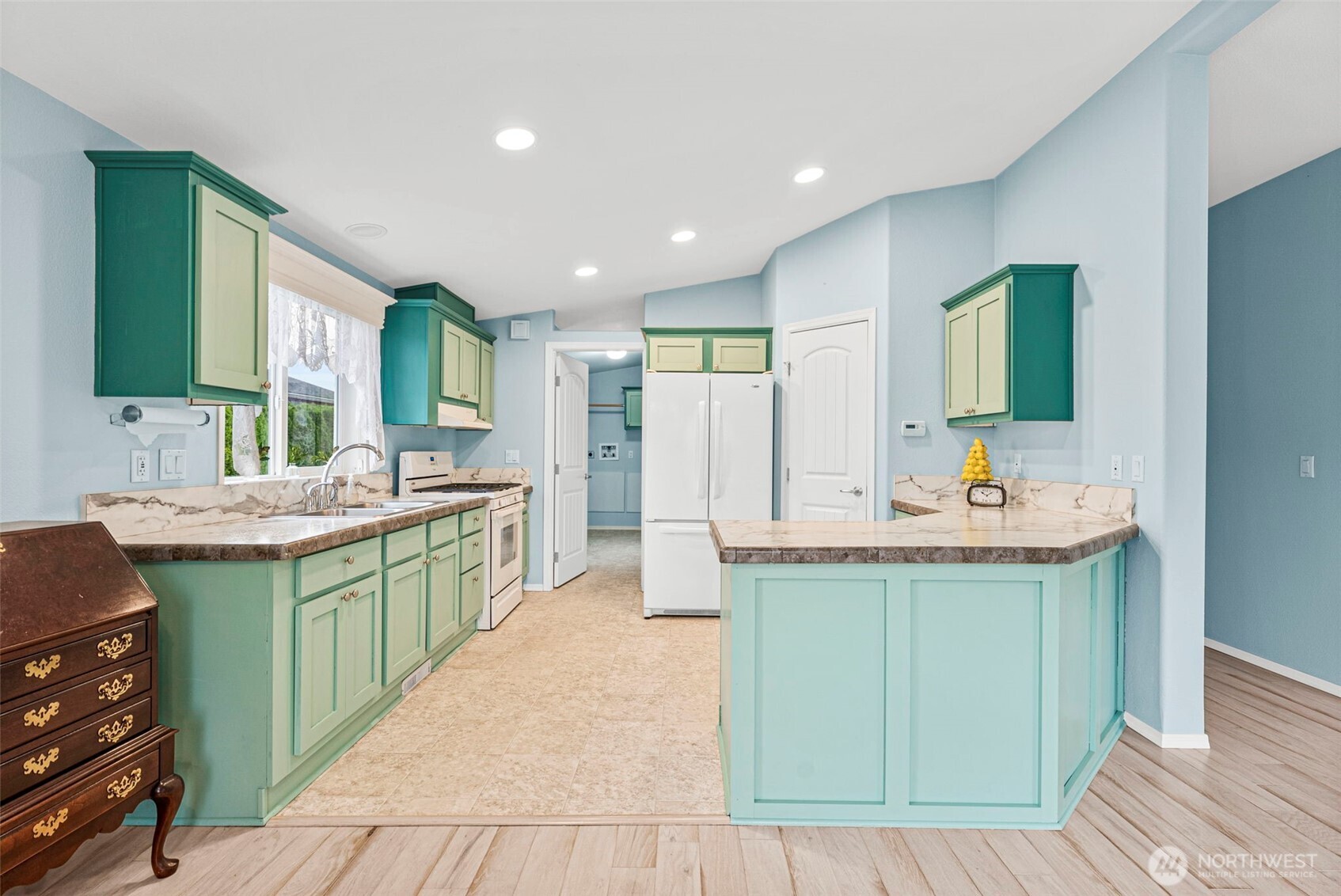 2322 44th Lane SW, Tumwater, WA 98512