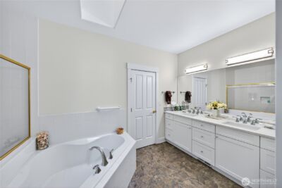 2016 Cascade Court , Anacortes, WA 98221 - Photo 28