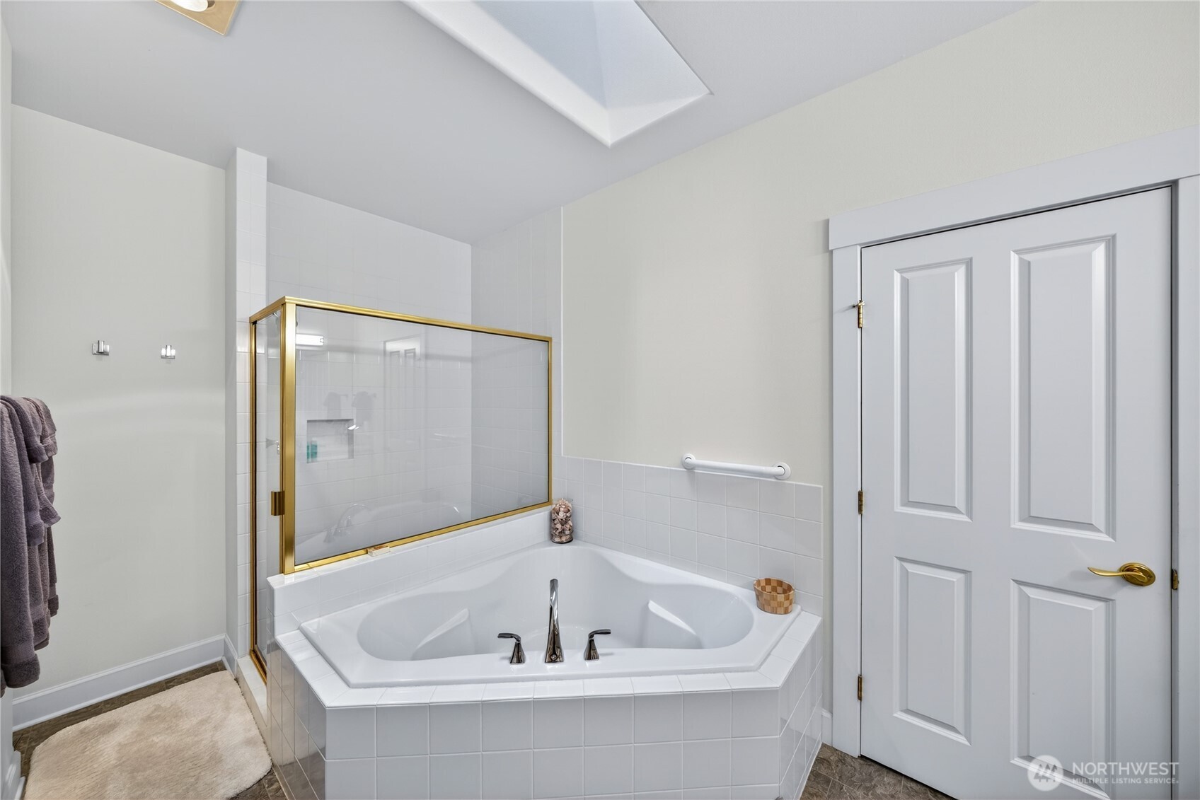 2016 Cascade Court , Anacortes, WA 98221