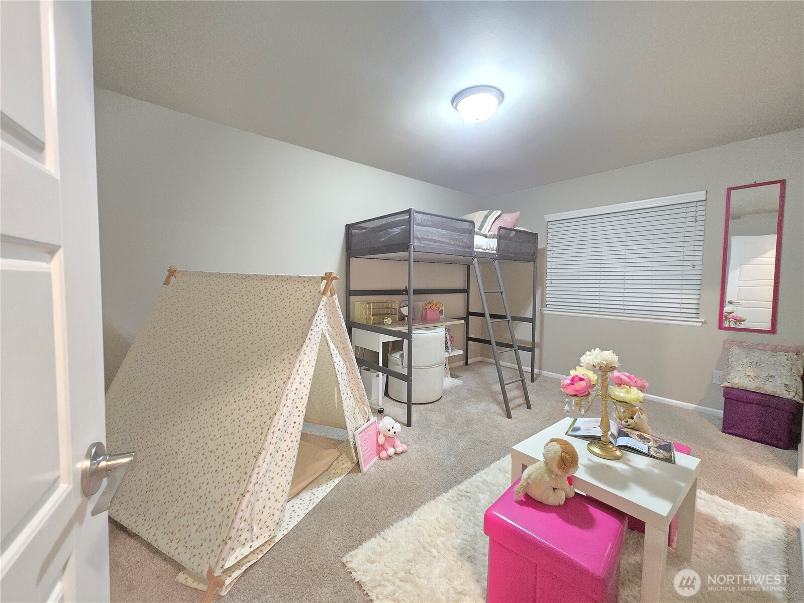 25428 128th Avenue SE, Kent, WA 98030