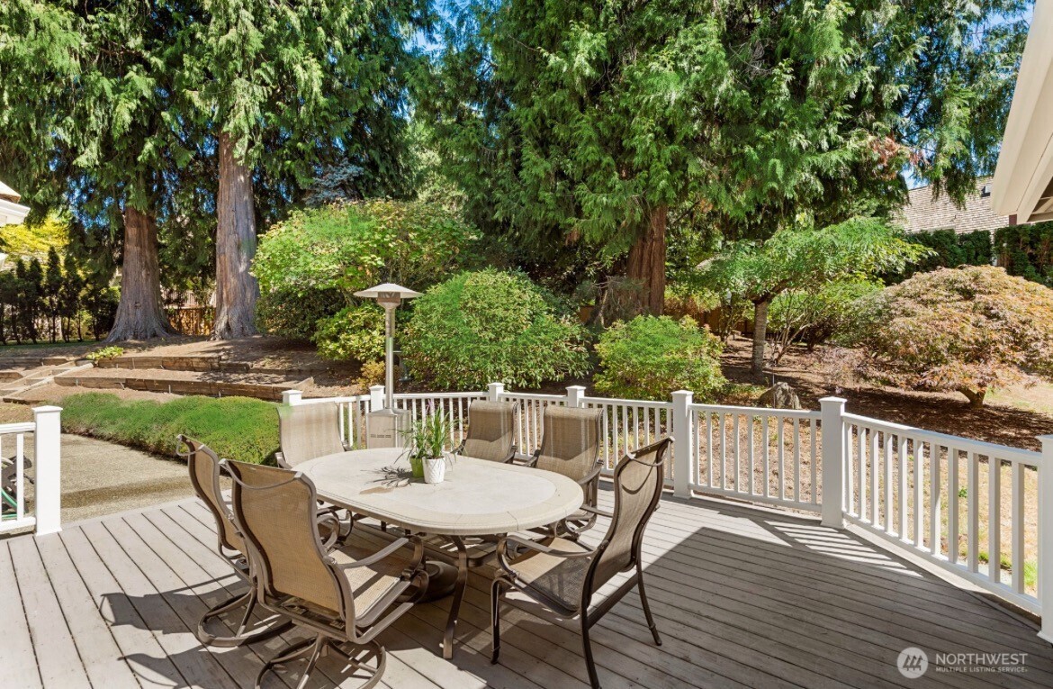 7214 204th Drive NE, Redmond, WA 98053