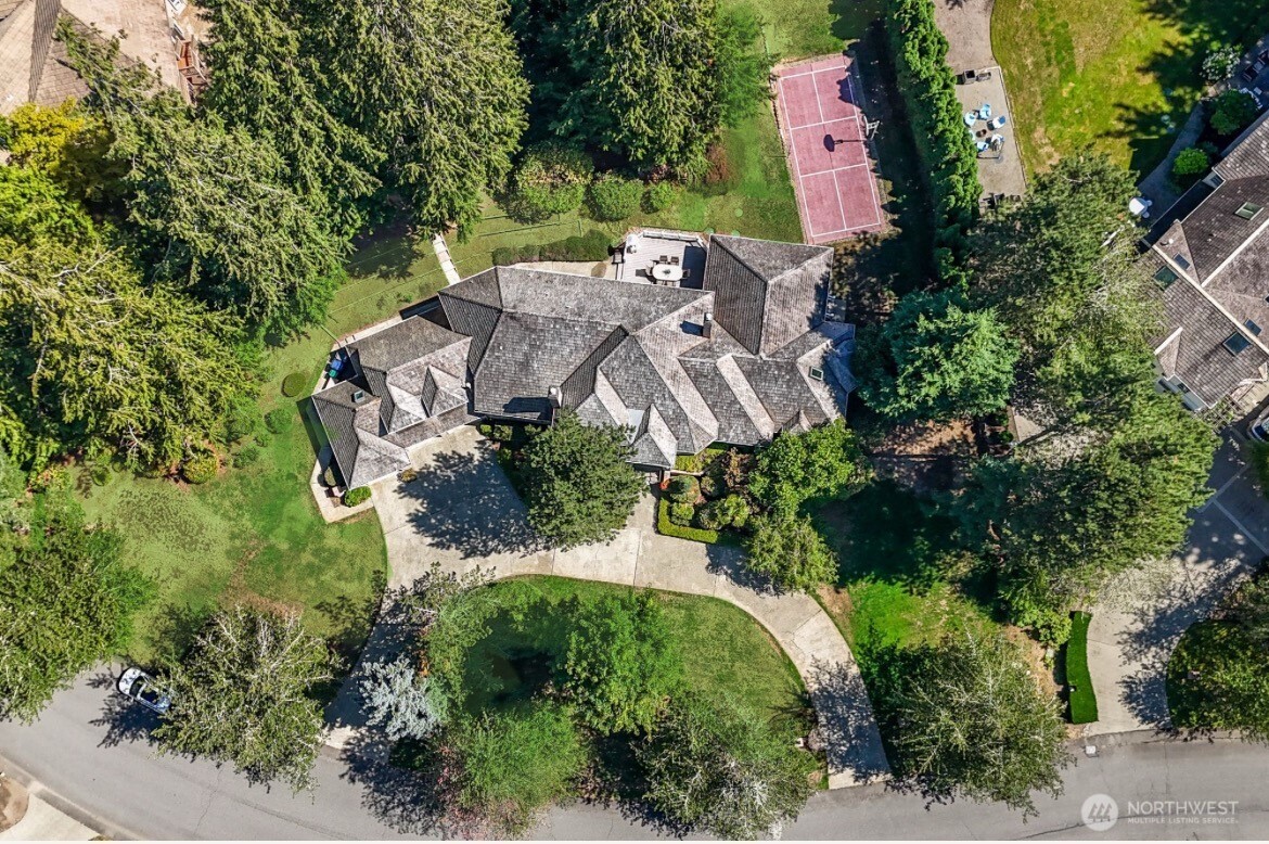 7214 204th Drive NE, Redmond, WA 98053