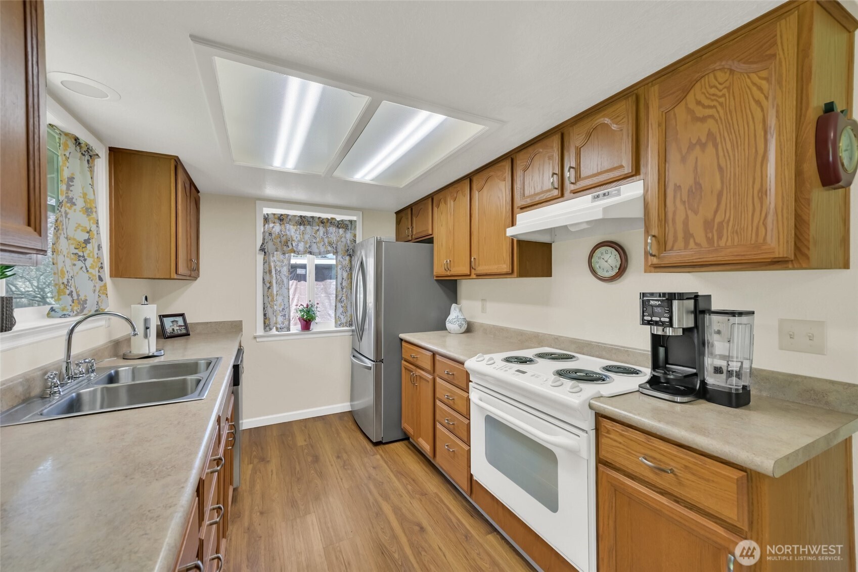 3445 Eagle Drive NE, Olympia, WA 98516