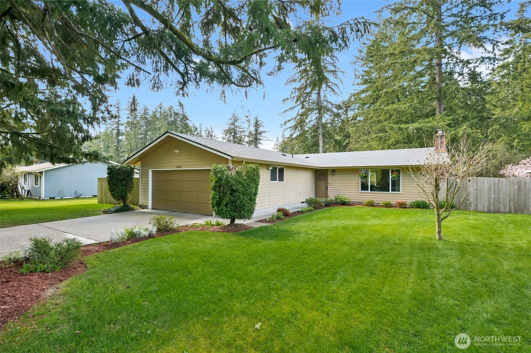 3445 Eagle Drive NE, Olympia, WA 98516