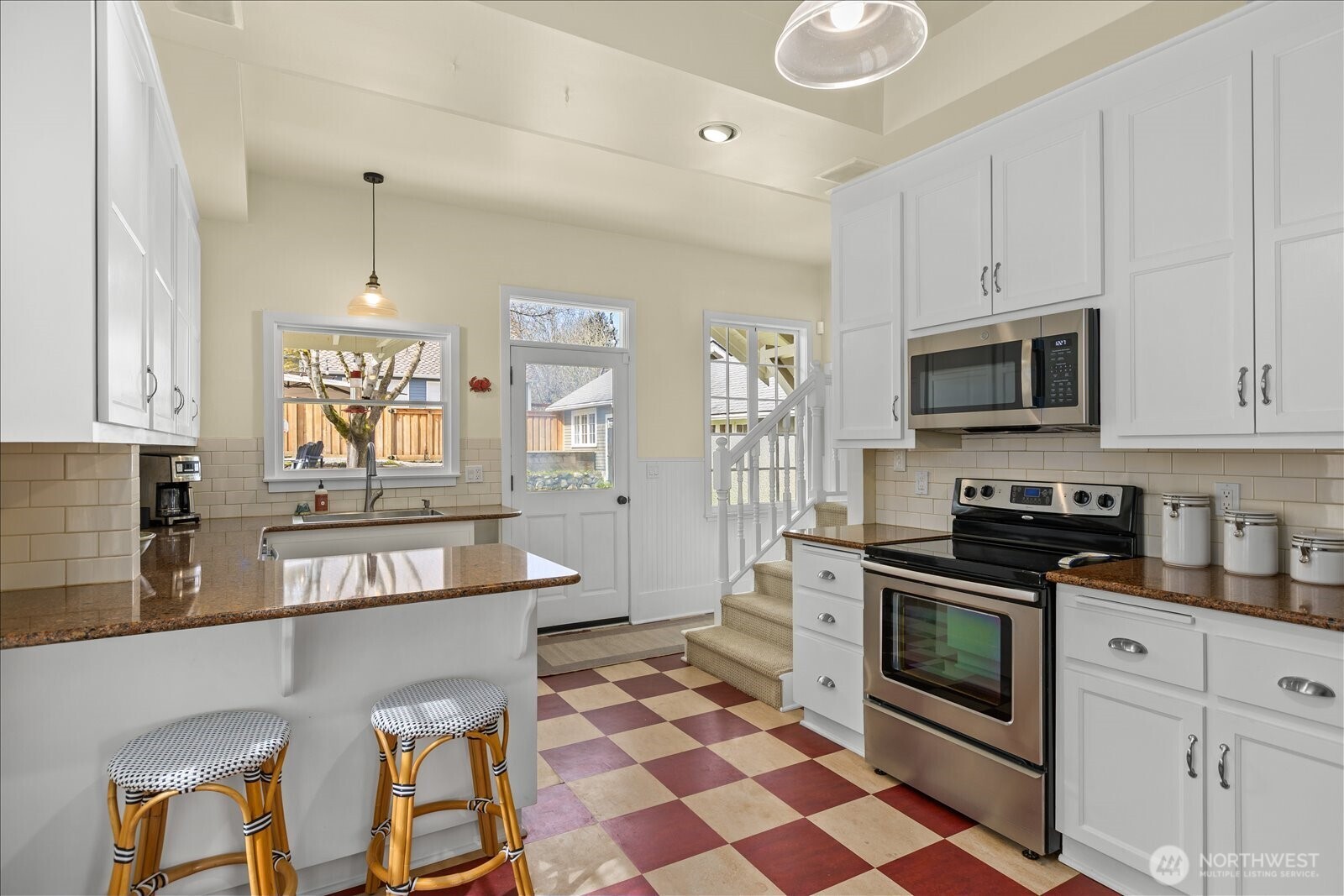 426 Union Avenue , Snohomish, WA 98290