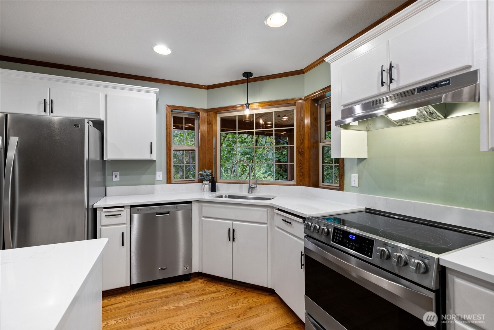 35414 87th Avenue E, Eatonville, WA 98328