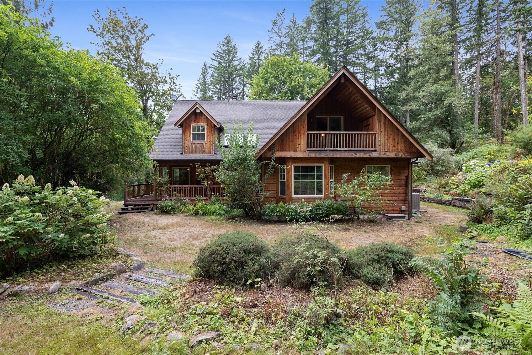 35414 87th Avenue E, Eatonville, WA 98328