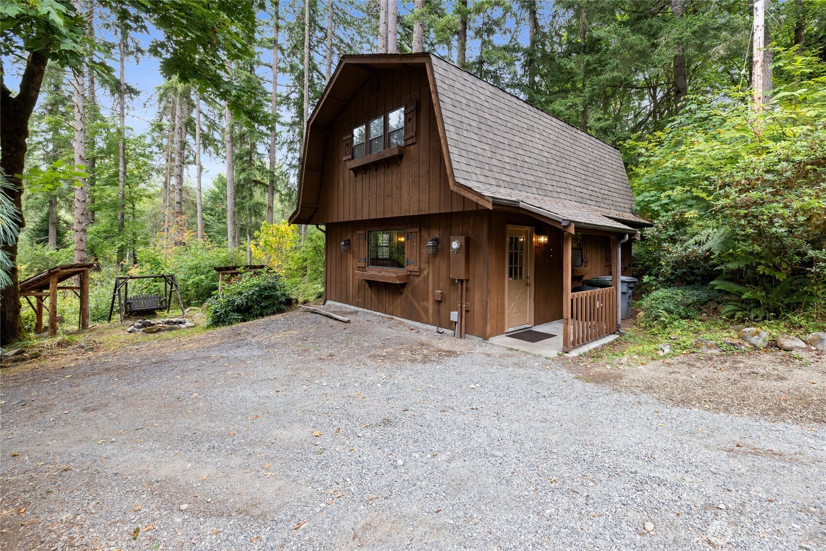35414 87th Avenue E, Eatonville, WA 98328