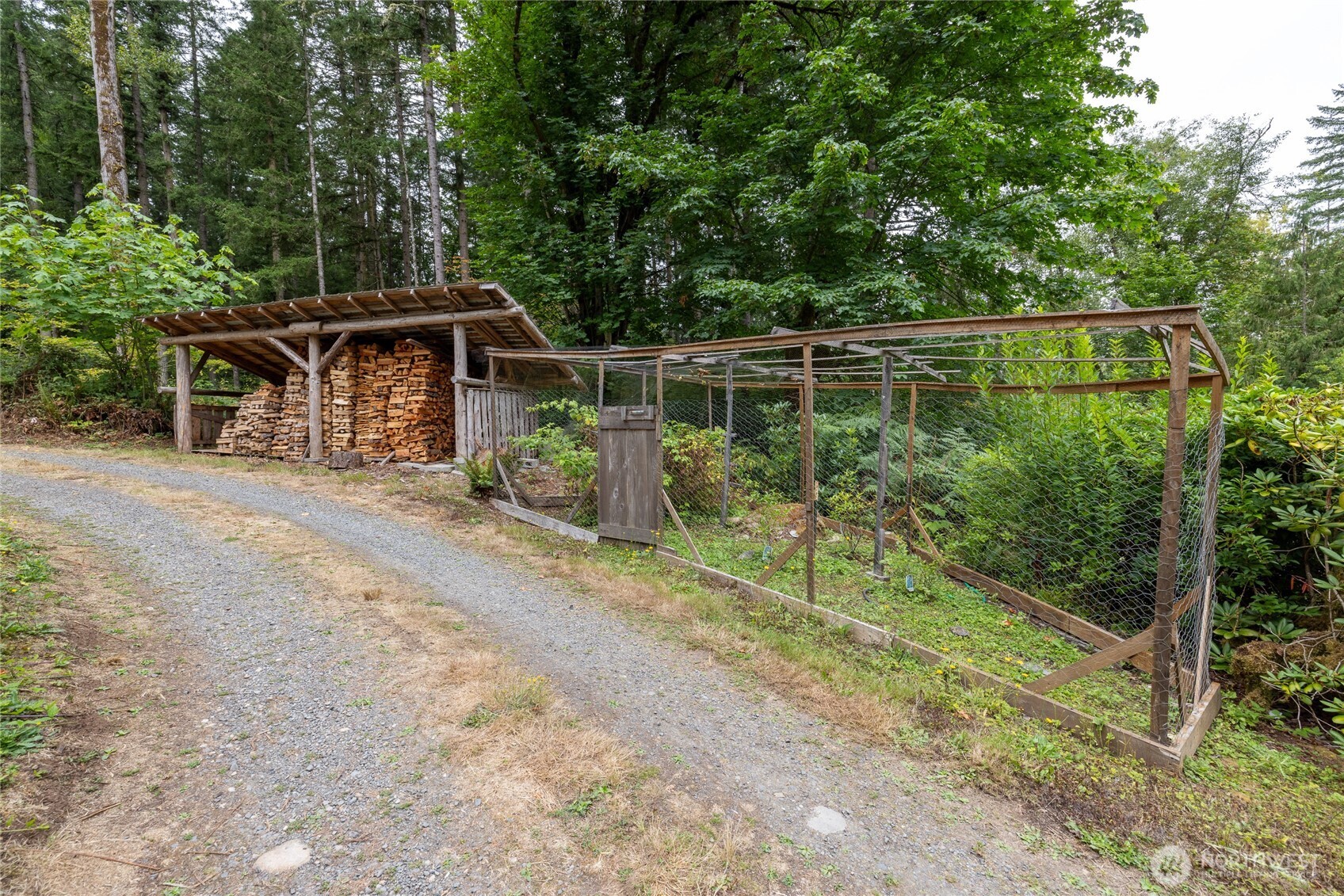 35414 87th Avenue E, Eatonville, WA 98328