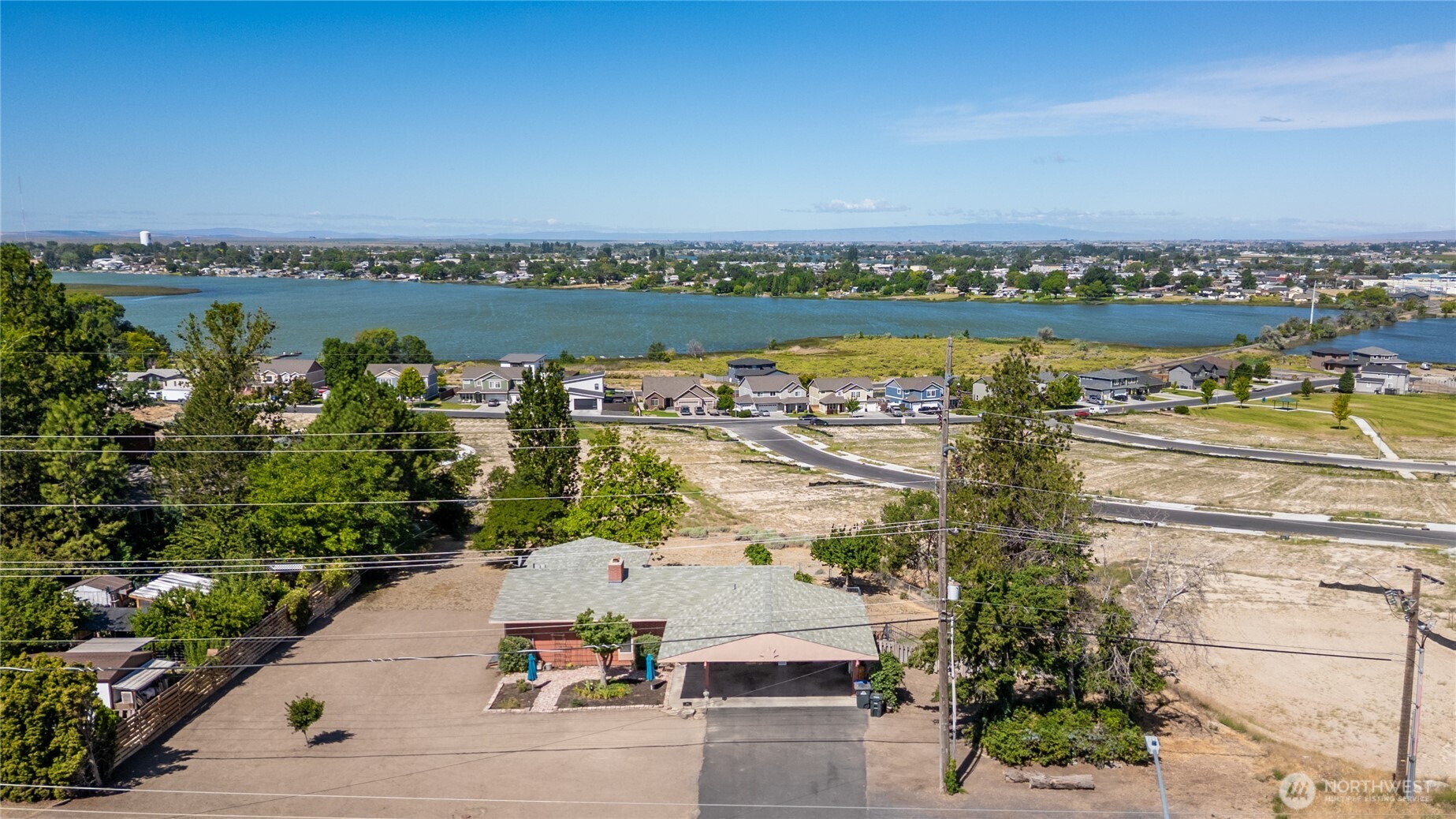 1804 S Division Street , Moses Lake, WA 98837