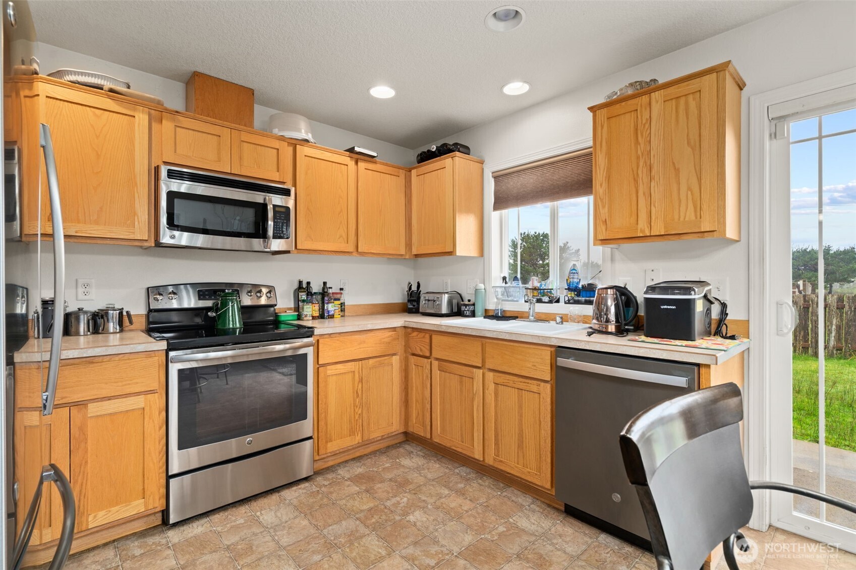 901 344th Street , Ocean Park, WA 98640