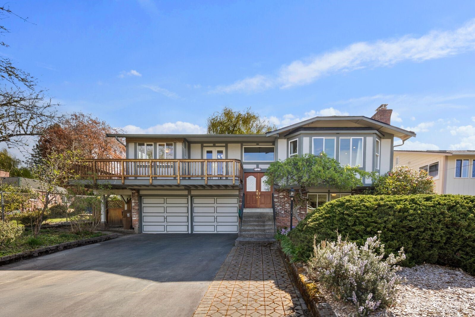 921 S Magnolia , Tacoma, WA 98465