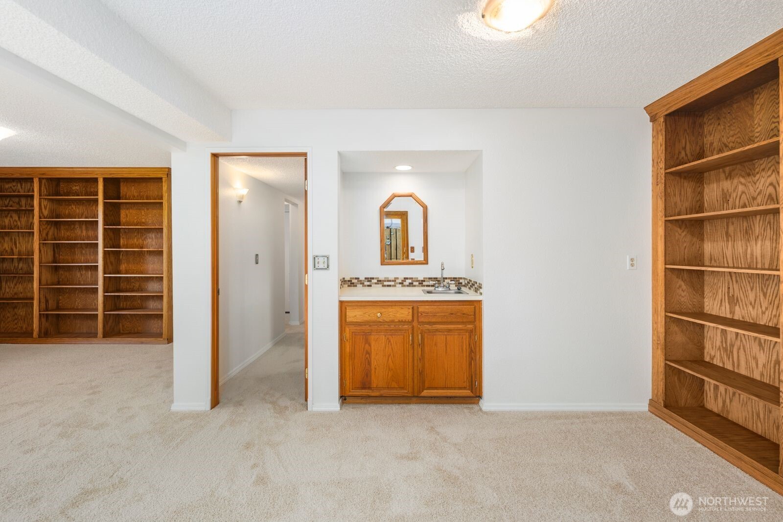 921 S Magnolia , Tacoma, WA 98465