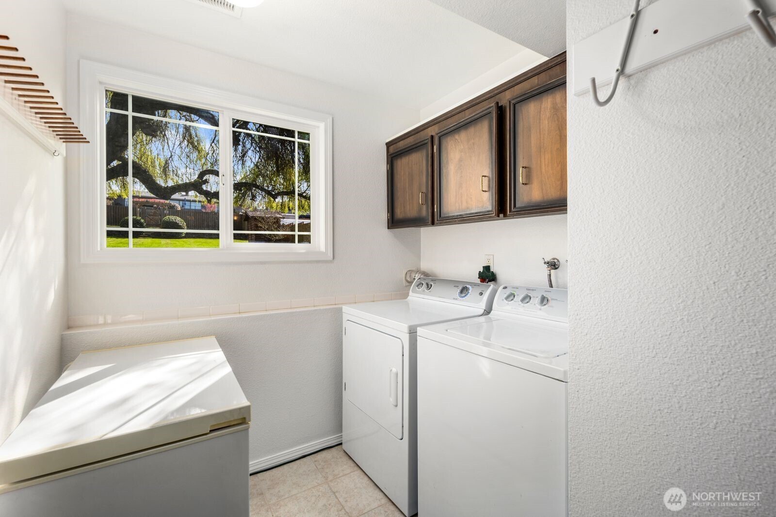 921 S Magnolia , Tacoma, WA 98465