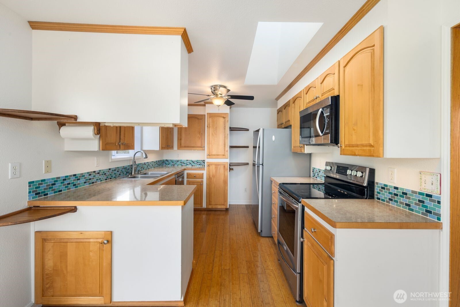 921 S Magnolia , Tacoma, WA 98465