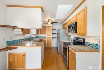 921 S Magnolia , Tacoma, WA 98465 - Photo 9