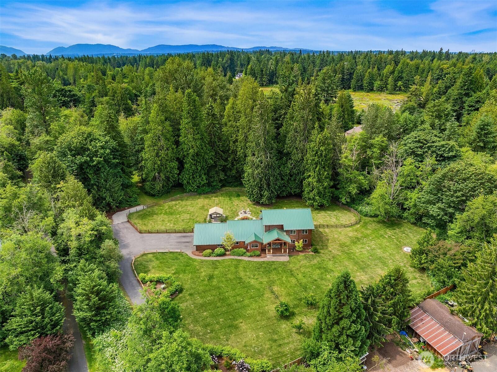 7717 252nd Avenue NE, Redmond, WA 98053