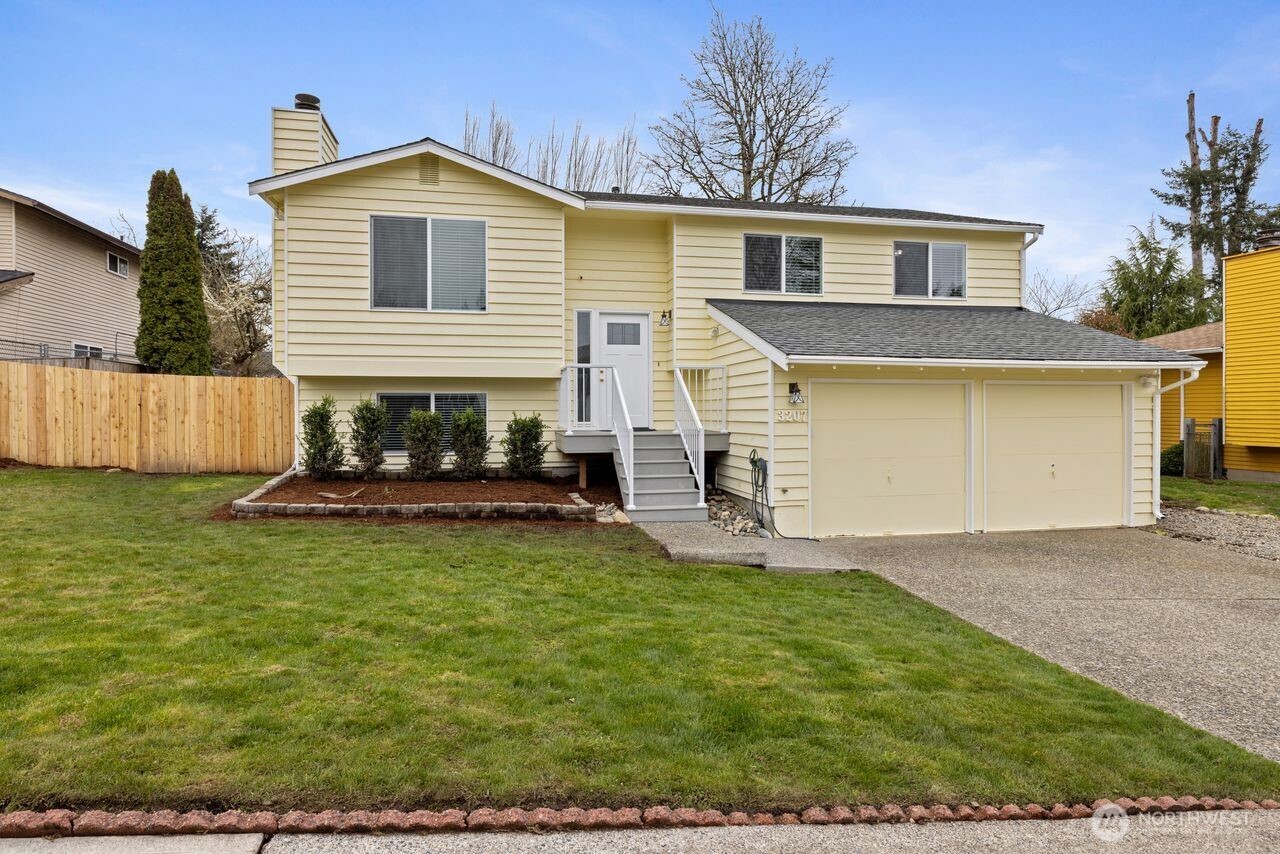 3207 SE 19th Court , Renton, WA 98058
