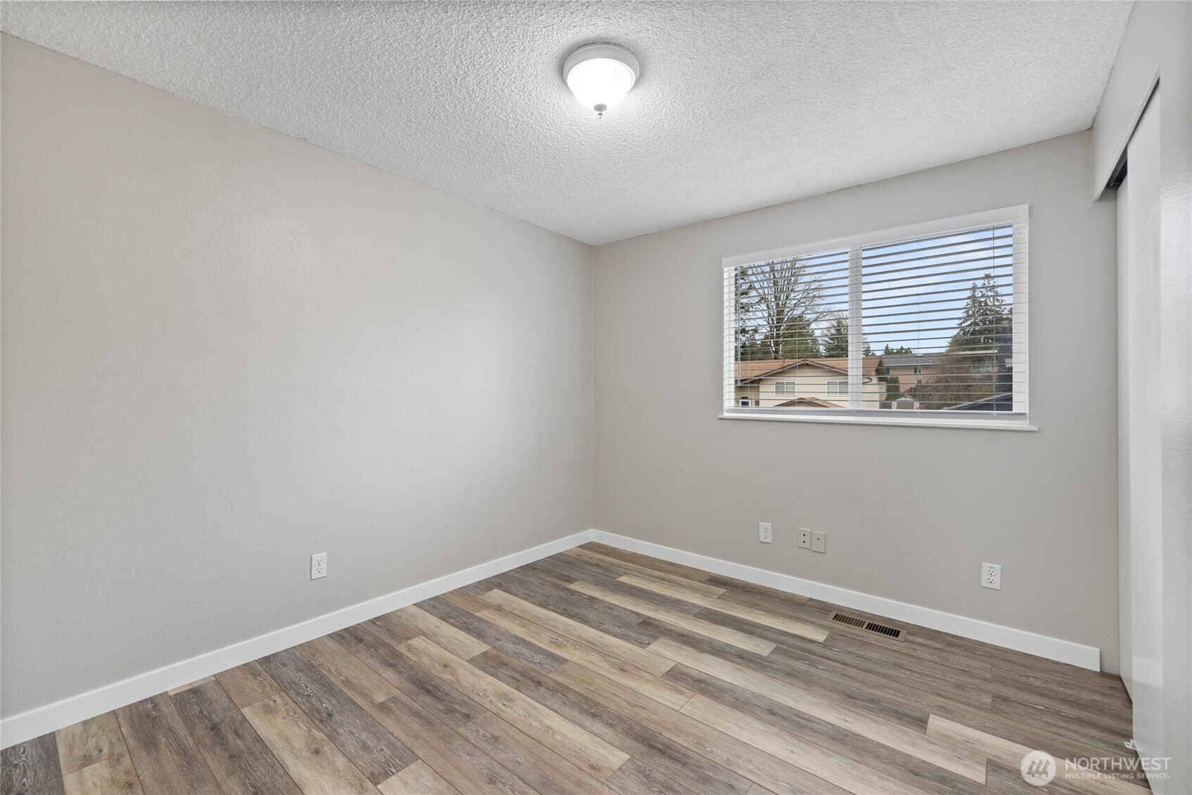 3207 SE 19th Court , Renton, WA 98058