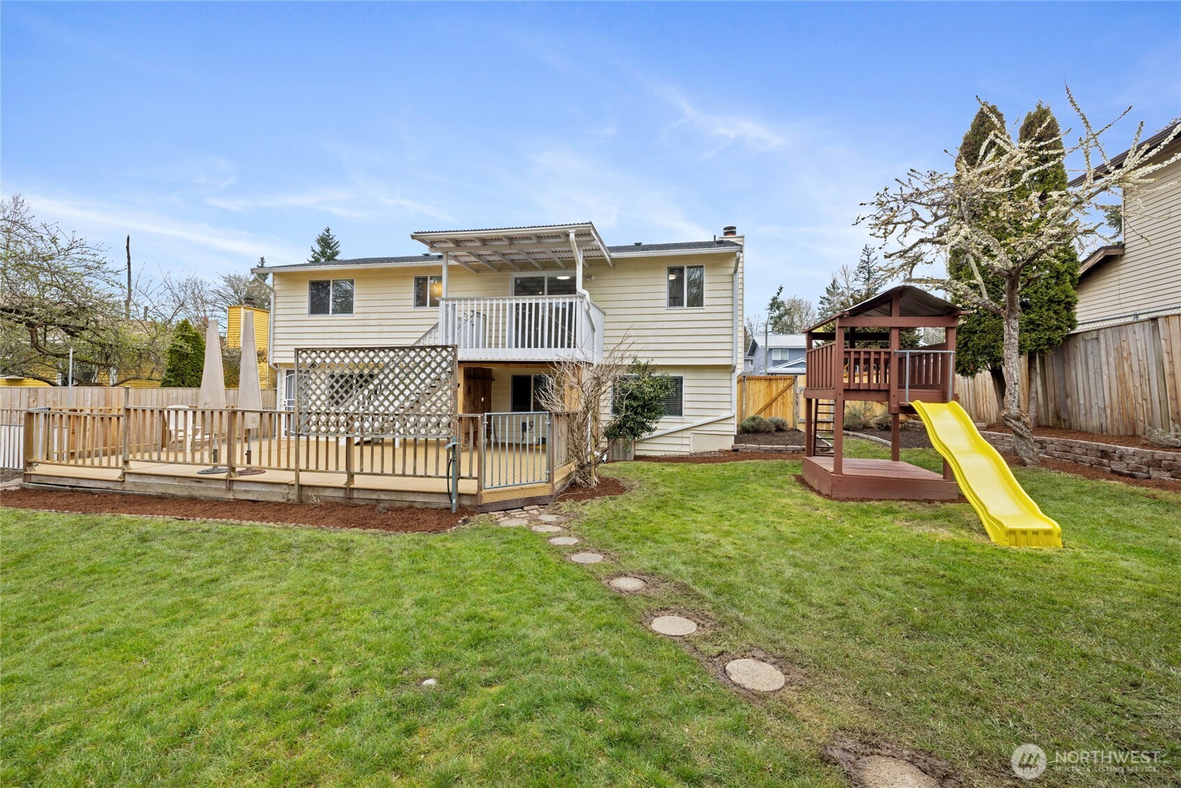 3207 SE 19th Court , Renton, WA 98058