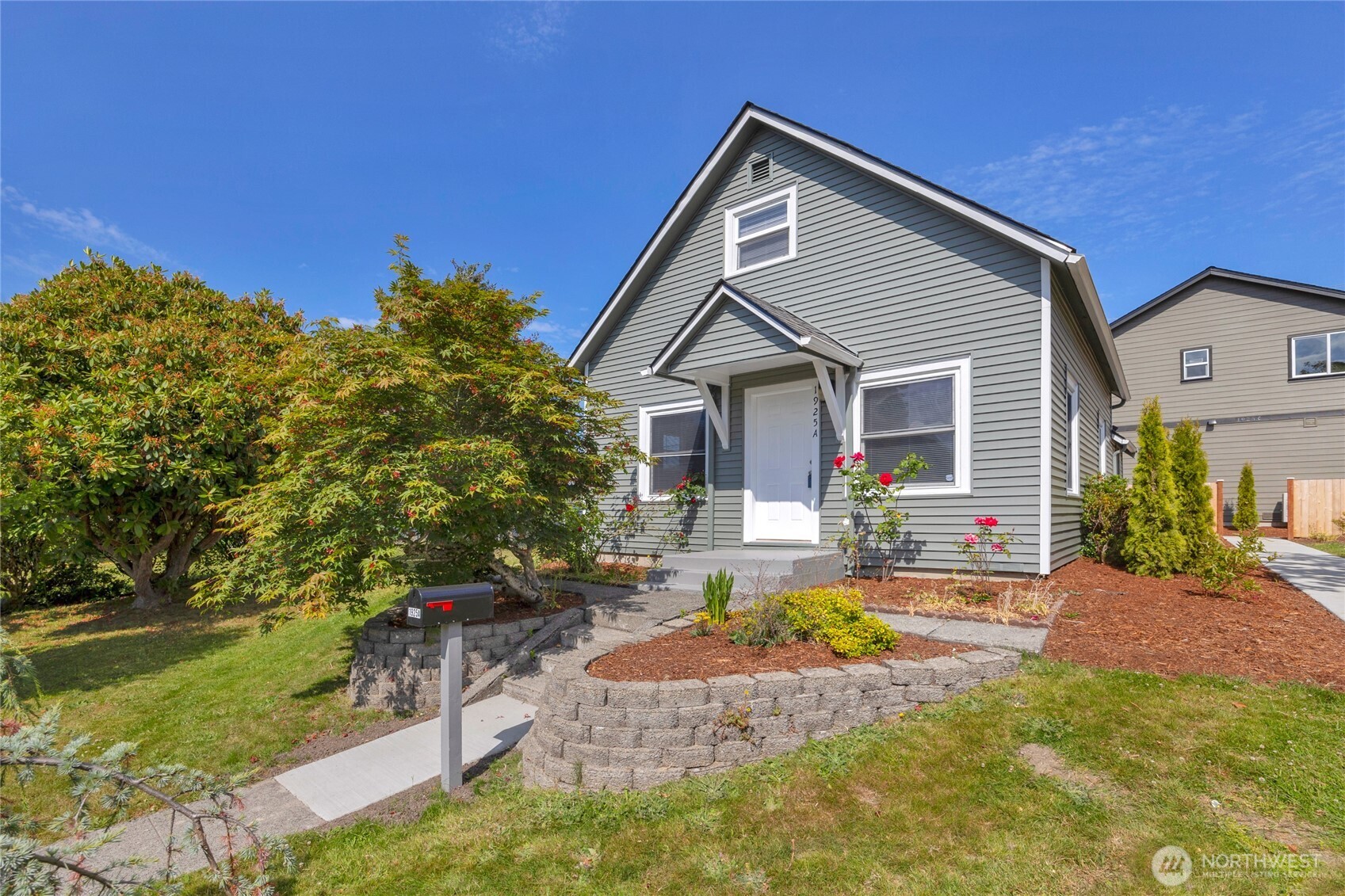 1925 Lombard #A, Everett, WA 98201