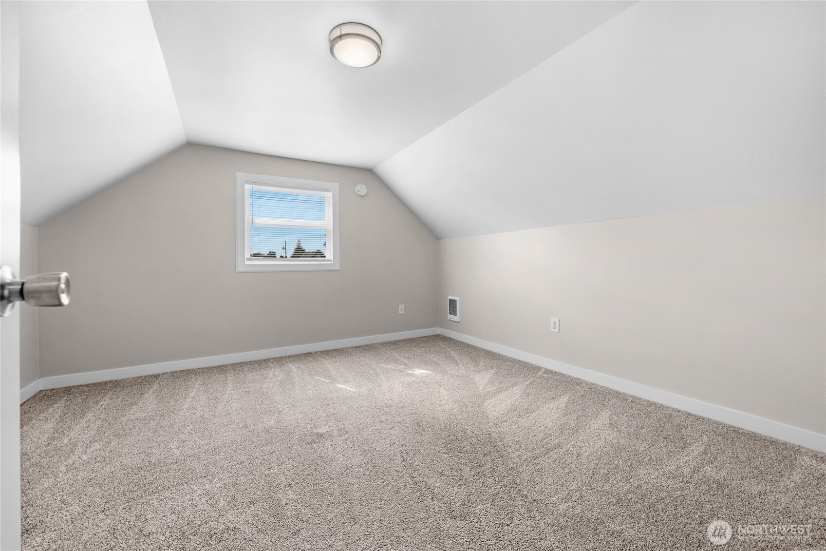 1925 Lombard #A, Everett, WA 98201