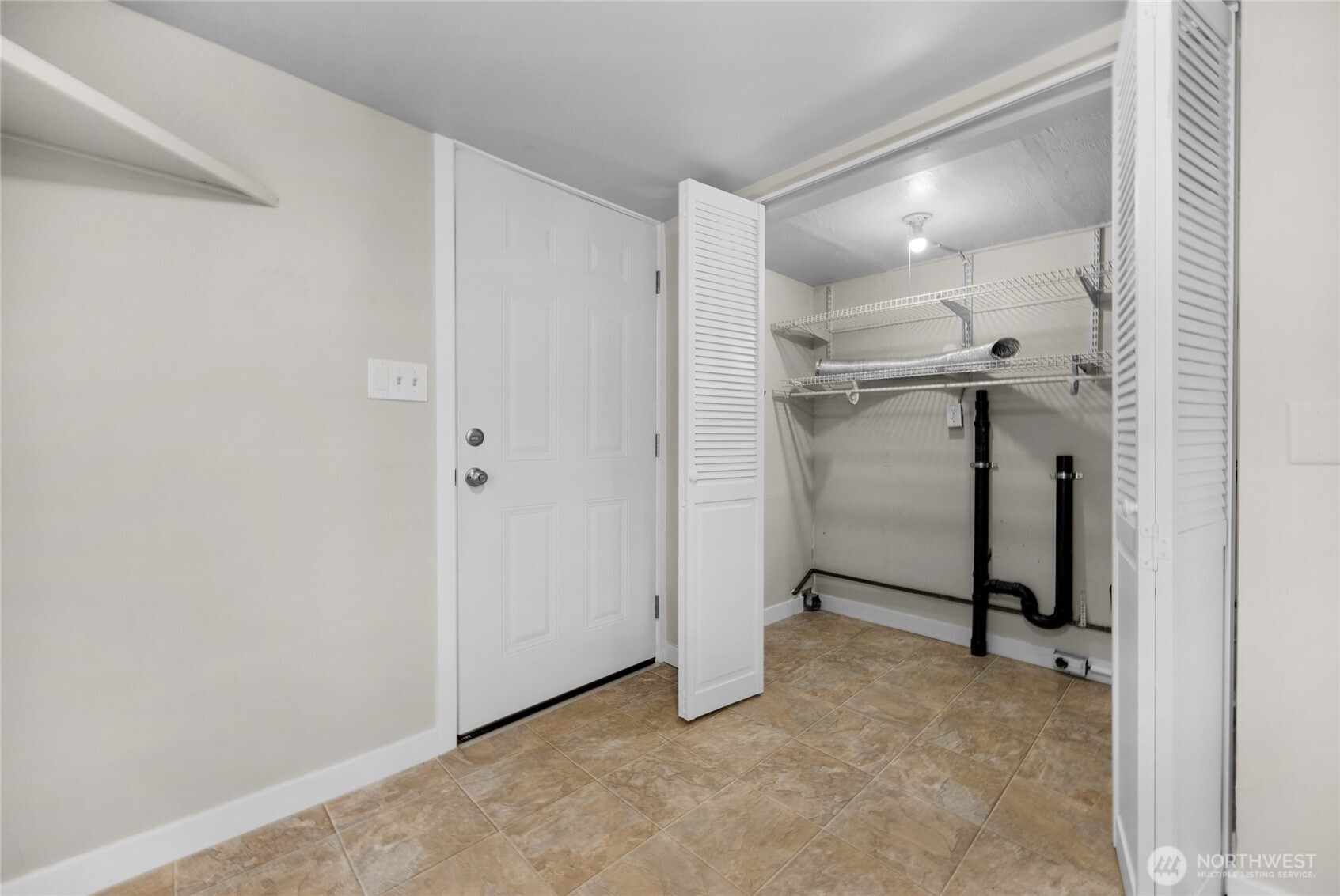 1925 Lombard #A, Everett, WA 98201