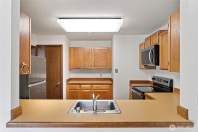 12840 SE 40th Court #A4, Bellevue, WA 98006 - Photo 6