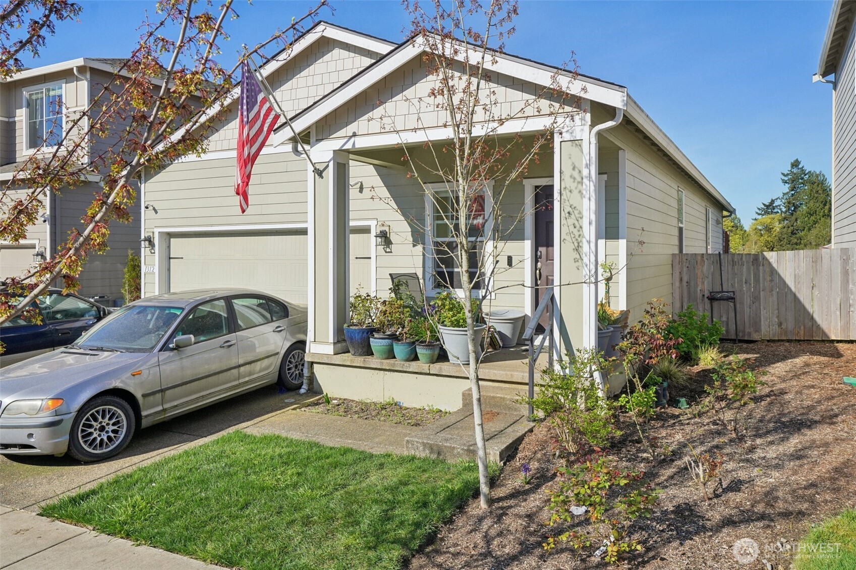 1312 W 17th Avenue , La Center, WA 98629