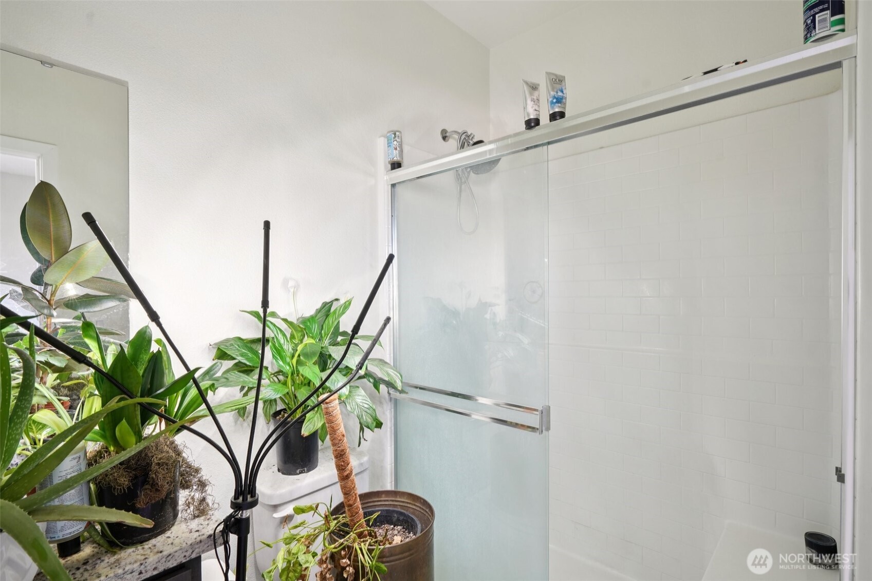 1312 W 17th Avenue , La Center, WA 98629