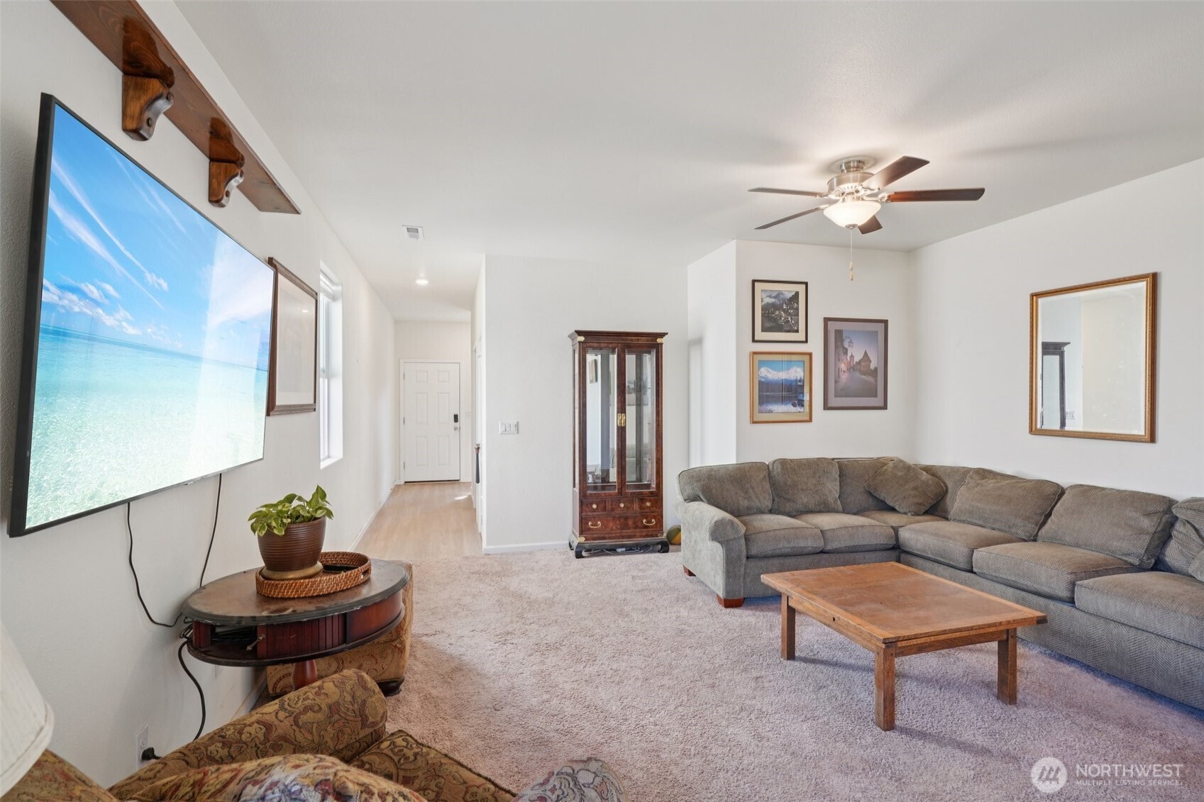 1312 W 17th Avenue , La Center, WA 98629