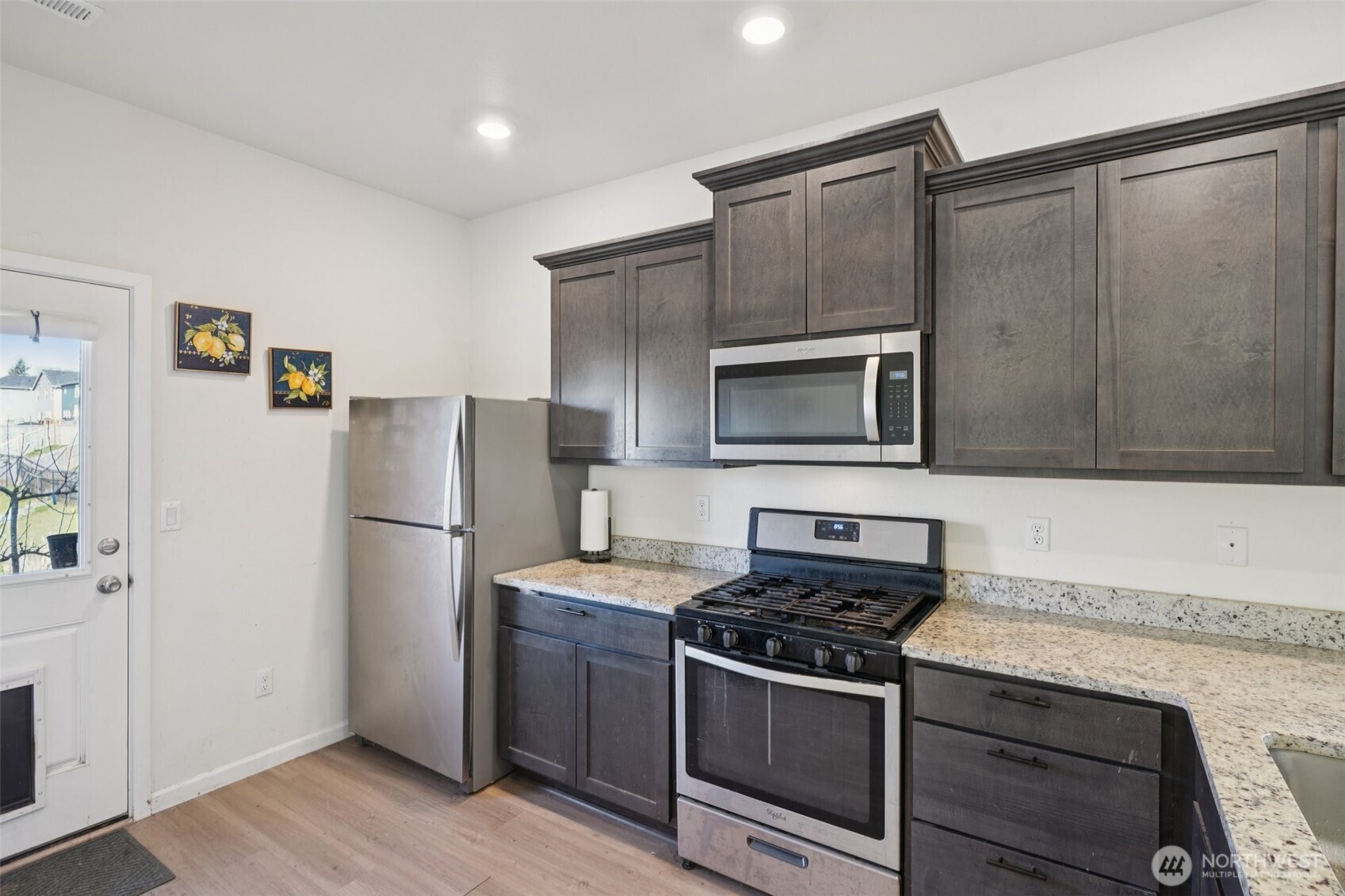 1312 W 17th Avenue , La Center, WA 98629