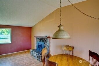 1214 36th Street , Anacortes, WA 98221 - Photo 10