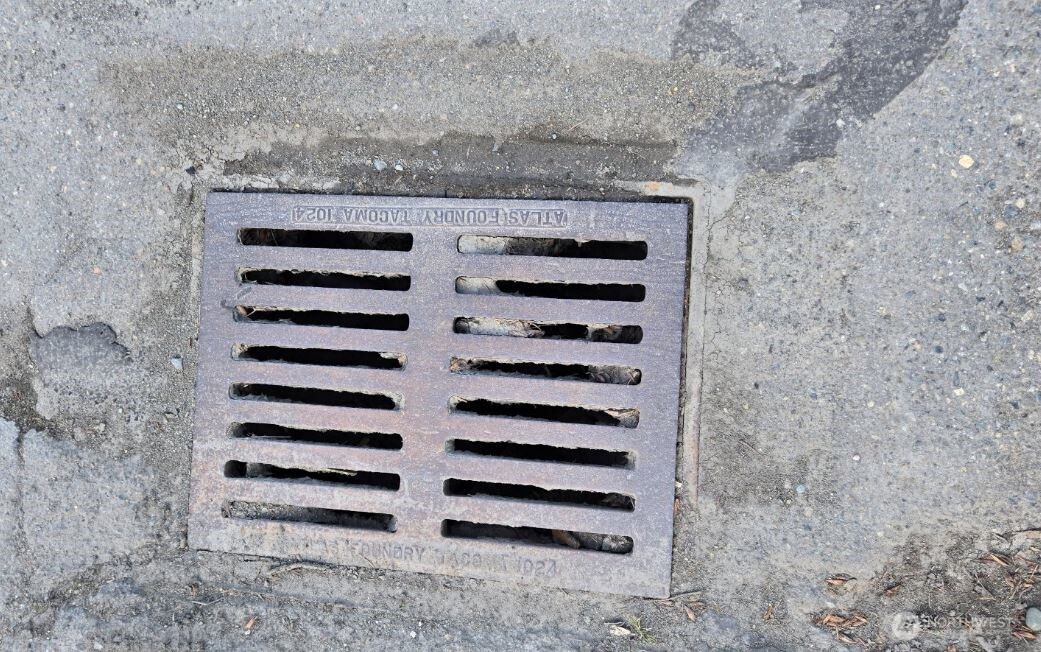 2210 W Valley Highway E, Edgewood, WA 98372